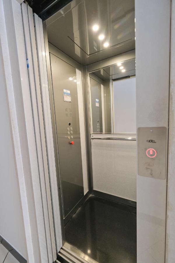 Il Porto Affittacamere B&B บรินดิซิ ภายนอก รูปภาพ