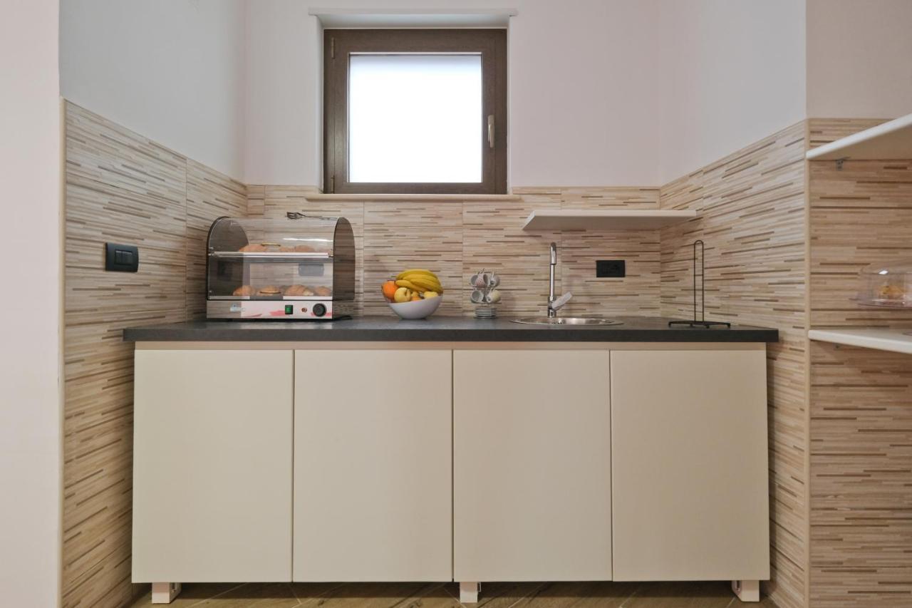 Il Porto Affittacamere B&B บรินดิซิ ภายนอก รูปภาพ