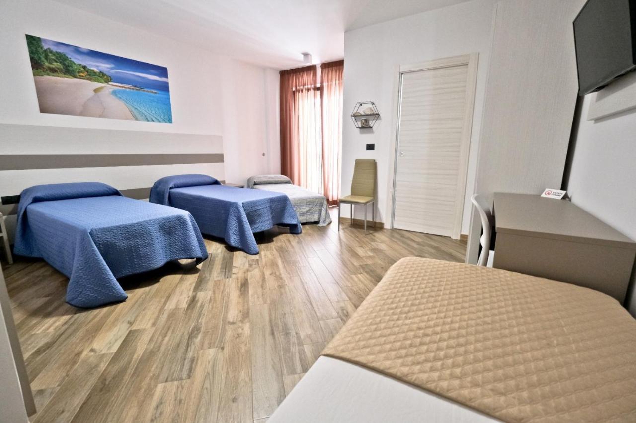 Il Porto Affittacamere B&B บรินดิซิ ภายนอก รูปภาพ